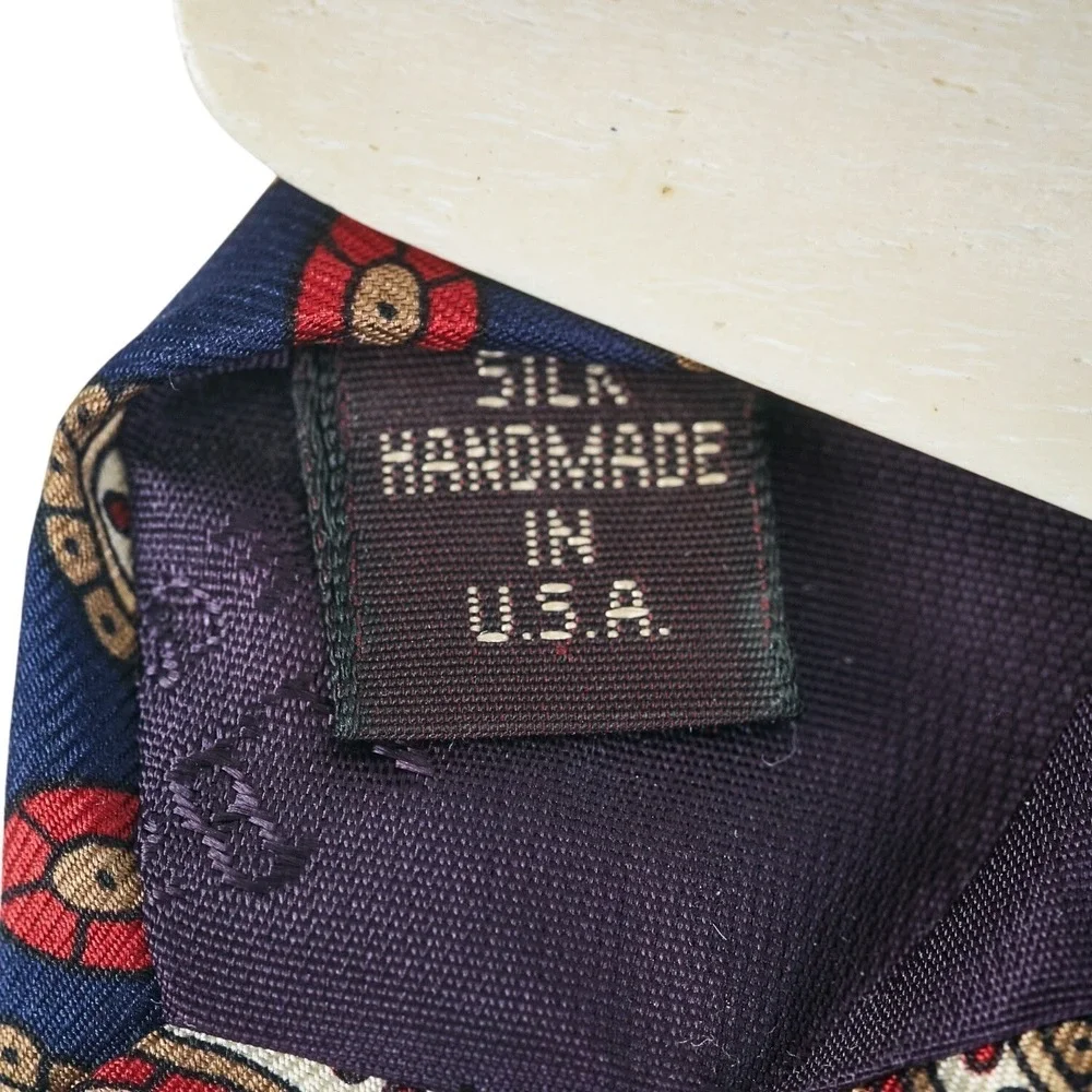 JOS. A.‎ BANK Executive Collection Silk Necktie Designer Navy Ovals Handmade
